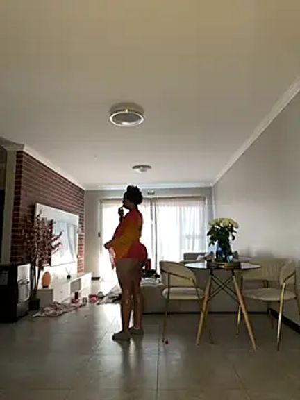 CurvyDesire1