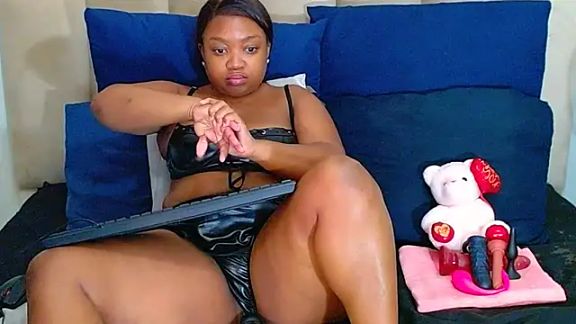 SEXYASSTINAXXX