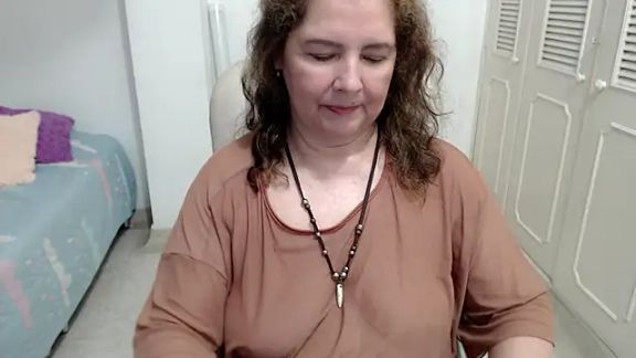 leonela_69