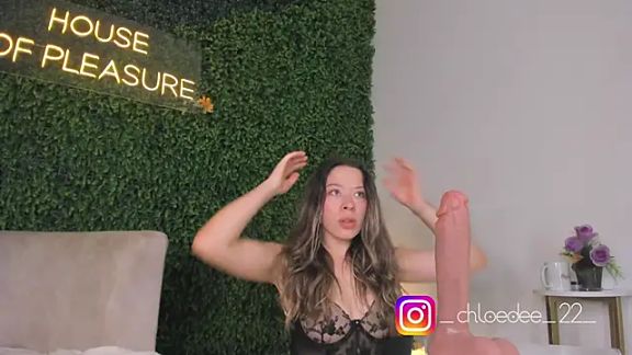 chloe_d