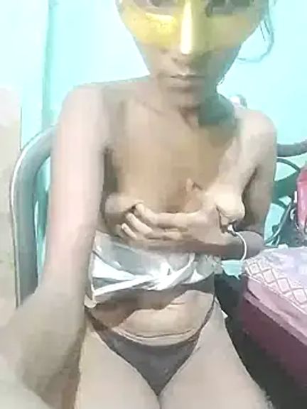 Newcity_hotcpl