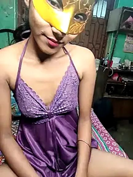 Newcity_hotcpl