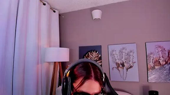 charlotte_bluee