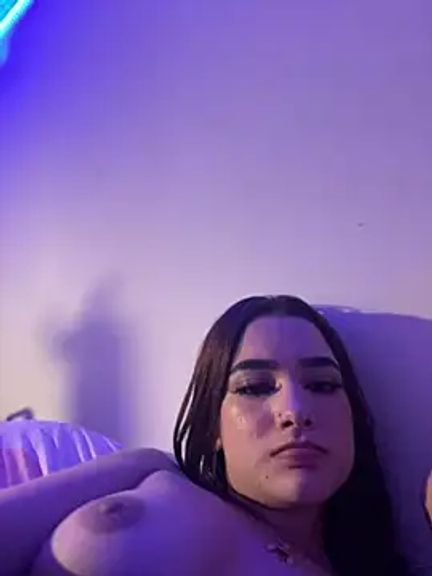 Chloe_Fox1905