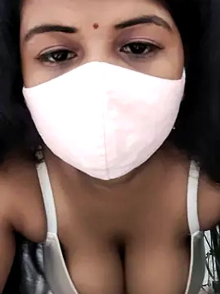 Trisha_Chhaya