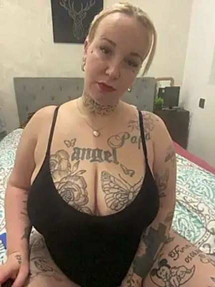 Kathy-Deluxe
