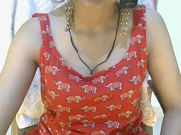 Adorable_Esha