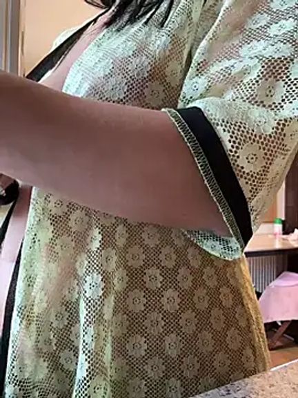 Hotmomcheckk_