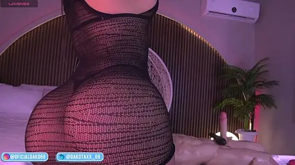 Dakota_Lee