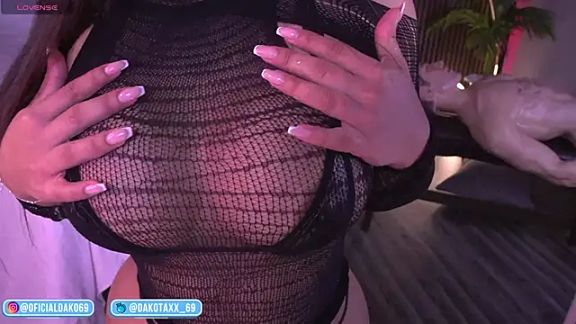 Dakota_Lee