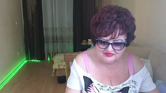Mila_Redd