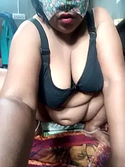 Indian_Hot_Babhi