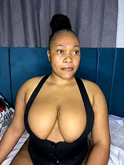 CuteSexyBoobz