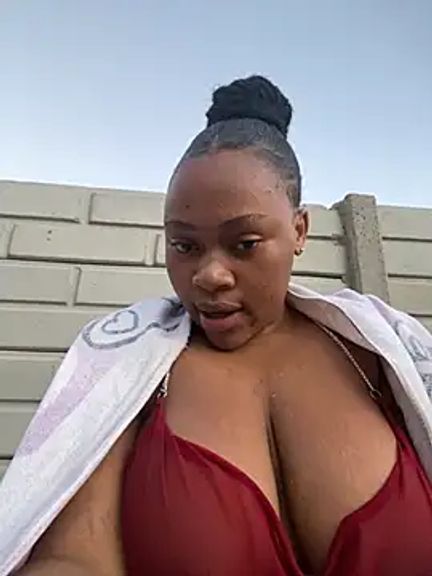 CuteSexyBoobz