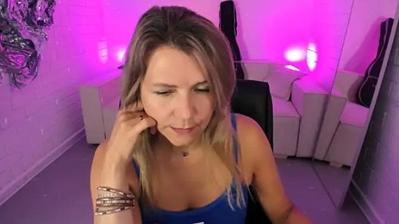 NicoleHitman