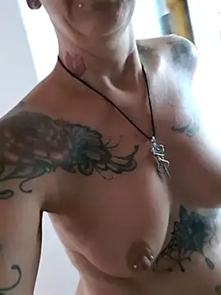 Emma_Milf25