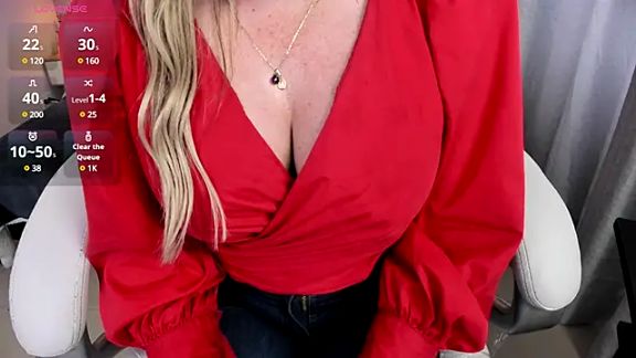 Holly_madison_