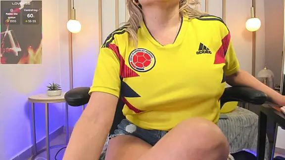 Holly_madison_