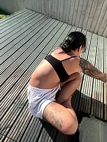 BellaBlackUK