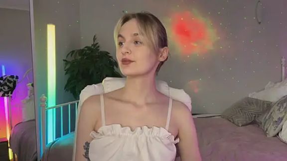 _Vikky_Moon_