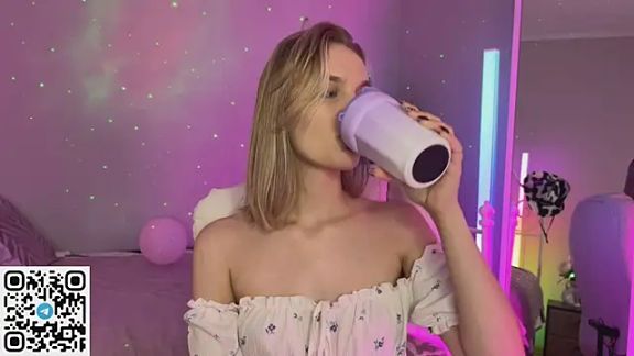 _Vikky_Moon_