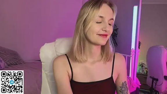 _Vikky_Moon_