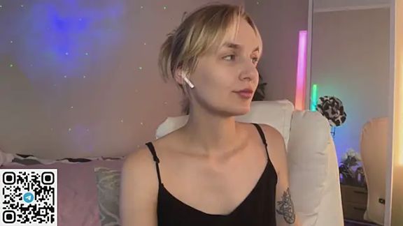 _Vikky_Moon_