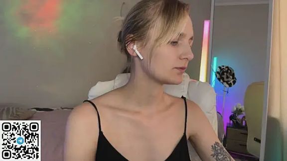 _Vikky_Moon_