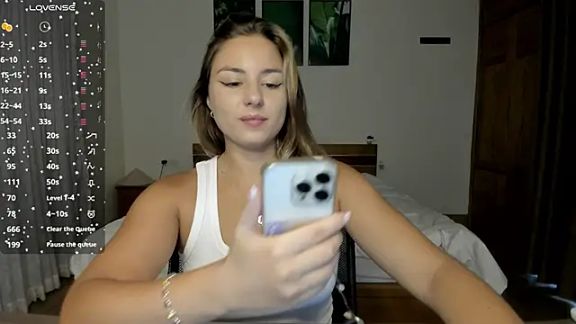 ThreeshaWhite