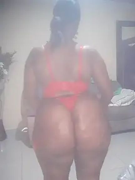 Luciouslips00