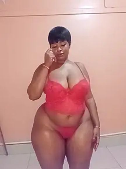Luciouslips00