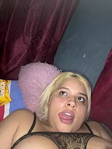 Samanta_8899