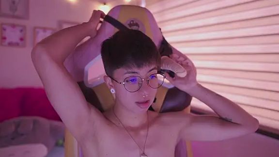 tommy_blue