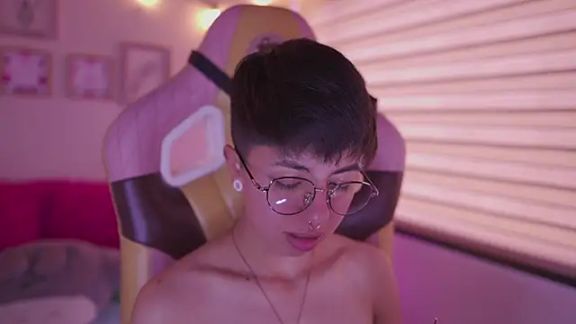 tommy_blue