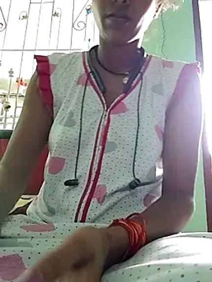 Hotty-Nidhi