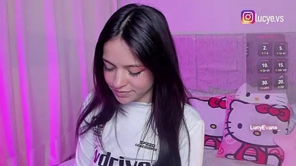 LucyEvans_