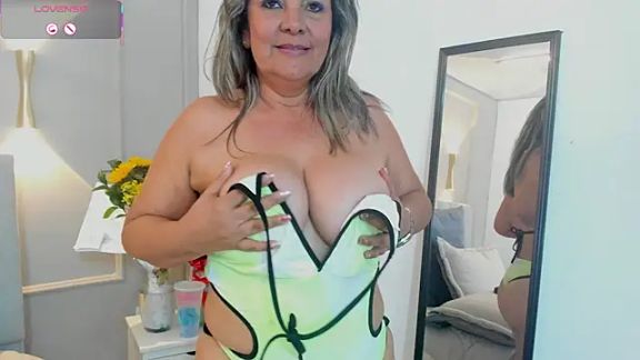 tutu_milf