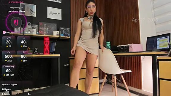 Office_Naughty_Girl