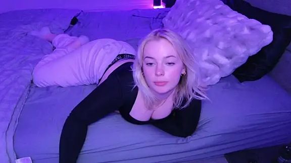 margot_robbie7
