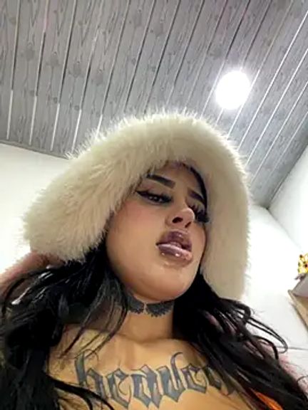 Girl_milk7