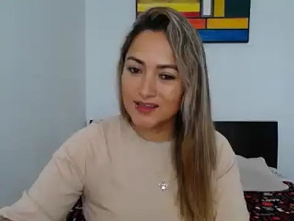 naomimature43