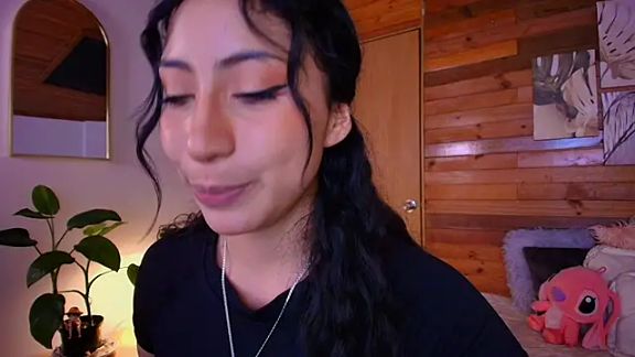amber_curly