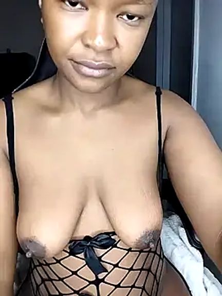 ShyTiny_Bae