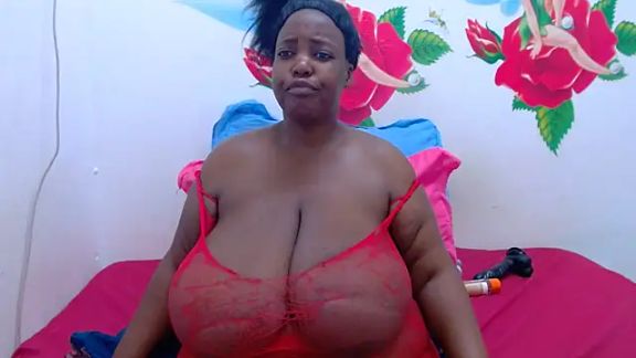 LUSTFULBOOBSS