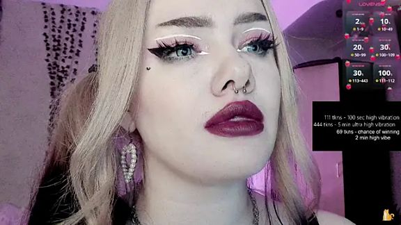 strawberry_elfcat