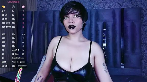 shybutdirtygirrll
