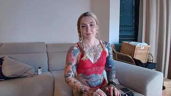tattoobbgirl