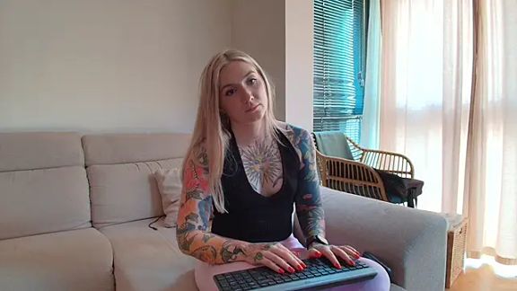 tattoobbgirl