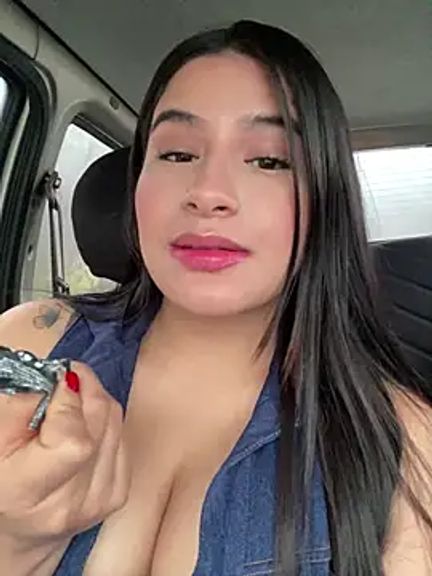 andrea_gomes_