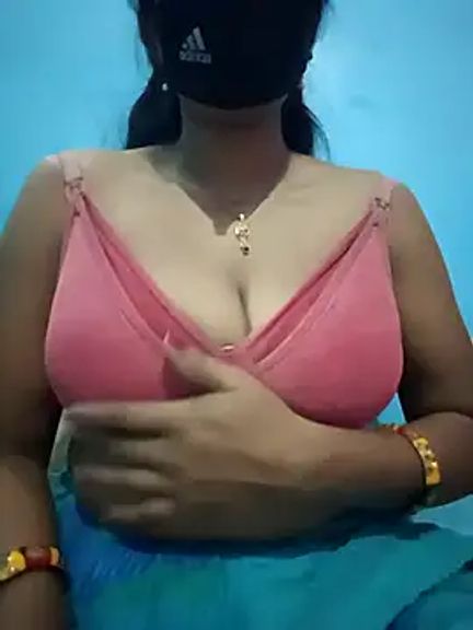 Sexyradha_